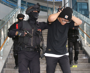 (포토) 잡았다! 테러범!