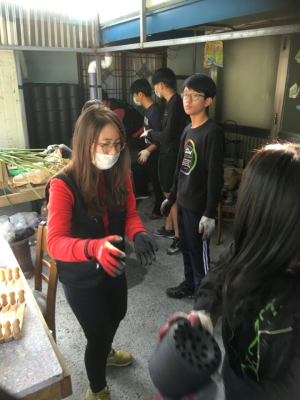 포항연탄은행, 연탄 전달 봉사활동 ‘훈훈’