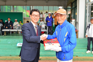 전국 이순테니스 대회…100세 참가자 등장