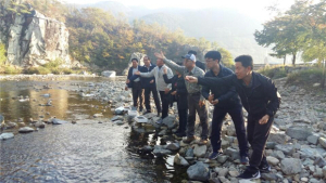 포항 죽장면 개발자문委, 다슬기 치패 6만미 방류