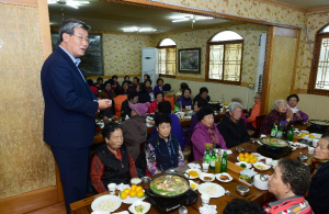 고령군 다산면, 사랑의 메아리 단체가 독거노인들에게 식사 대접