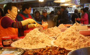 (포토) 김장철, 젓갈집 ‘북적북적’