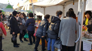 공직자 문경사과 팔아주기 1천700여 상자 판매 성과