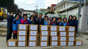 북면여성자원봉사회, 불우이웃 김장김치 전달(사람들)