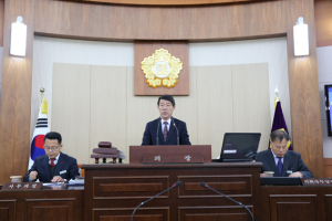  “선진화된 의정활동에 온 힘 쏟는 한해되길”