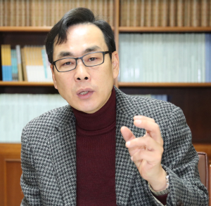 <사람속으로> “鐵의 포항, 문화도시로 탈바꿈해야”