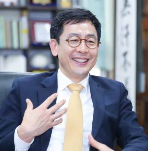 <사람속으로> 남다른 교육철학…1% 교육기관 ‘뿌듯’