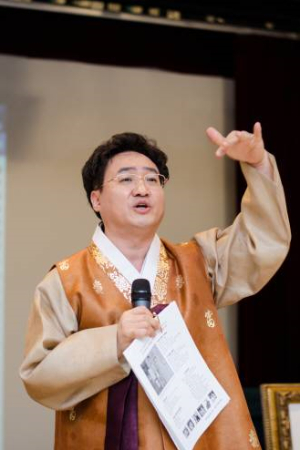 세계로TV 김원기 대표, 국제대학교 명예교수 추대돼 `눈길`
