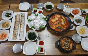 효리의단골집 ‘이조은식당’ 제주도 중문 관광단지 맛집 中 가성비 좋은 곳으로 알려져