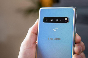 ‘올댓폰’ 갤럭시S10 5G 20만 원대 대란…갤럭시S10E·A30 LTE 스마트폰 월말 재고정리 시작