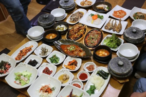 거제도필수여행코스 제철식재료로 정성껏 요리하는 거제도 맛집 ‘물레방아한정식’