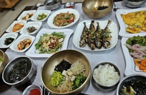 9월 꼭 가야할 통영 맛집 ‘통영밥상갯벌’ 제철음식으로 준비되는 가성비 좋은 한 상