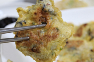 9월에 찾는 거제도 맛집 `포로수용소굴구이`, 온가족 코스요리로 관심