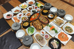 전국5대한정식 ‘물레방아한정식’ 남녀노소 인기인 거제도 맛집