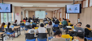 “엄마아빠랑 같이 레고 만들고 코딩하고”