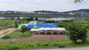 “안동 강변시민공원서 한여름 무더위 날려요”