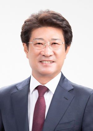 <창간축사>이명기 김천시의회 의장 “풀뿌리 민주주의 실현 동반자로 함께”