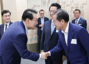 홍준표 대구시장, 尹 대통령에 지역현안 건의