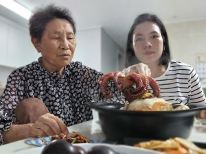 다문화가정 음식 만들며 소통…고부 간 情 나눠
