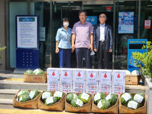 영양군 석보면 이장협의회, 수박ㆍ떡 전달