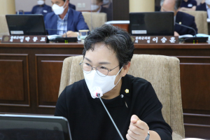 김옥랑 봉화군의원 의정질의 ‘눈에 띄네’