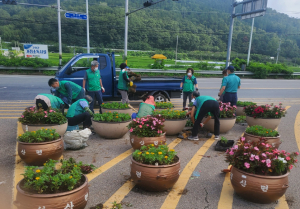 고령 성산면 새마을지도자회, 꽃식재 봉사