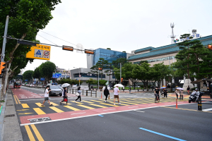 대구 동구청, ‘노란색 횡단보도’로 어린이 보행 안전 확보