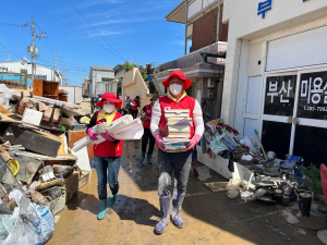 정희용 의원, 당협 봉사단 120명과 함께 봉사