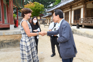 영주 소수서원 방문한 주한네덜란드 대사