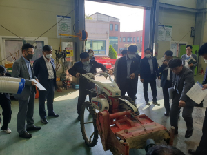 상주시의회 산업건설위원, 상주시농업기술센터 현장 방문