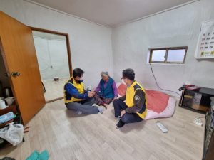 군위읍, 독거어르신 주거환경개선사업 실시