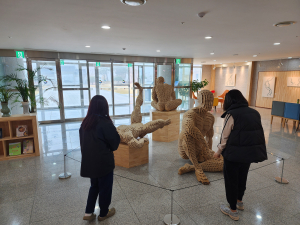 경북교육청, 상설갤러리에 회화ㆍ조형작품 전시