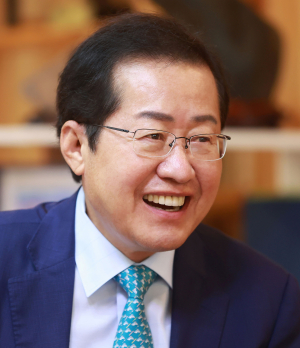 홍준표 대구시장, 대구국제기계산업대전 개막식