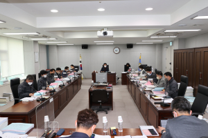 포항시의회 예결특위, 내년 예산안 심사 착수