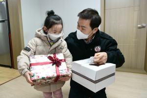 이남철 고령군수, 연말연시 소외아동에 따뜻한 사랑 전해