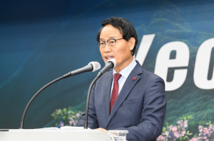 영주시, 충혼탑 참배로 새해 업무 시작