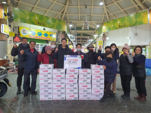 황금시장 상인회, 김천복지재단 150만원 성금 기탁