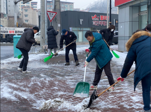 안동 3cm 적설…권기창 시장, 제설작업 총력 주문