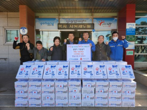 영남산업㈜, 포항 청림동에 라면 100박스 전달