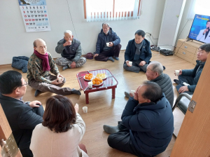 상주시 중동면, 경로당 어르신에 신년인사
