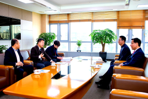 국토부 찾은 남한권 울릉군수, 완전한 일주도로 건설 건의