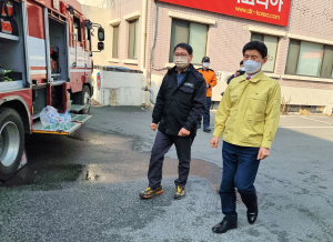 대구 이태훈 달서구청장, 성서공단 섬유공장 화재 현장 긴급 점검