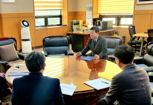 남한권 울릉군수, 포항지방해양수산청장 간담회