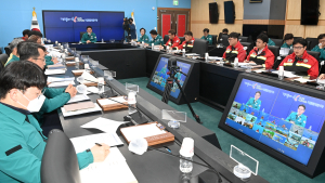 이철우 경북도지사 “선제적 산불 예방 총력 당부”