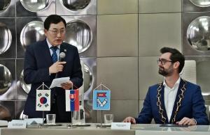 주낙영 경주시장, 동유럽서  치열한  K-원전세일즈