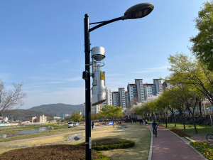 경산 남천 둔치10곳에 친환경 해충퇴치기
