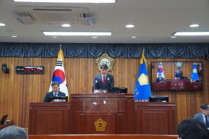 울진군의회 임시회 개회