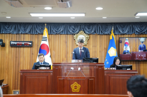울진군의회 임시회 폐회…추경안 등 의결