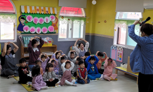 김천시 “소중한 우리 금쪽이들이 바로 예절 금수저”