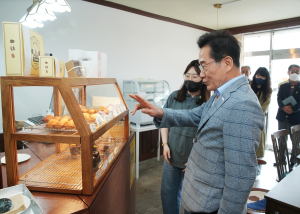 청년창업가 응원 나선 최기문 영천시장